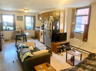 290 Hanover St #2, Boston, MA 02113