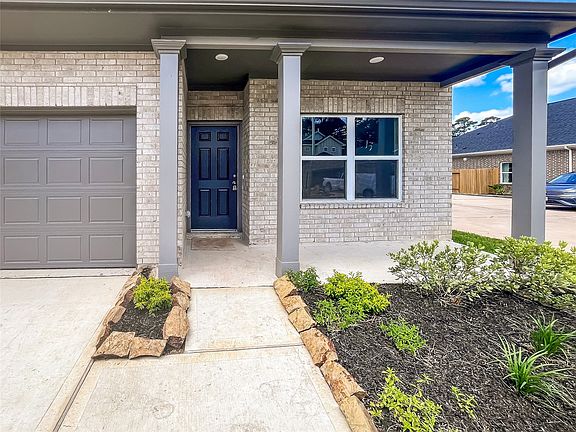 The Waring III- Elevation H front porch.