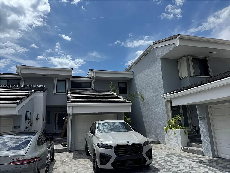 336 Poinciana Dr #1008 — Photo 42
