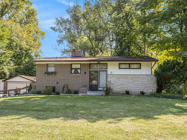 13900 Windemere Dr NW, Grand Rapids, MI 49534
