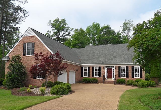 1st image of 3132 Hollow Oak Dr