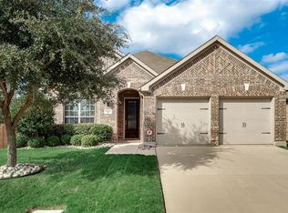 1601 Nightingale Dr, Aubrey, TX 76227