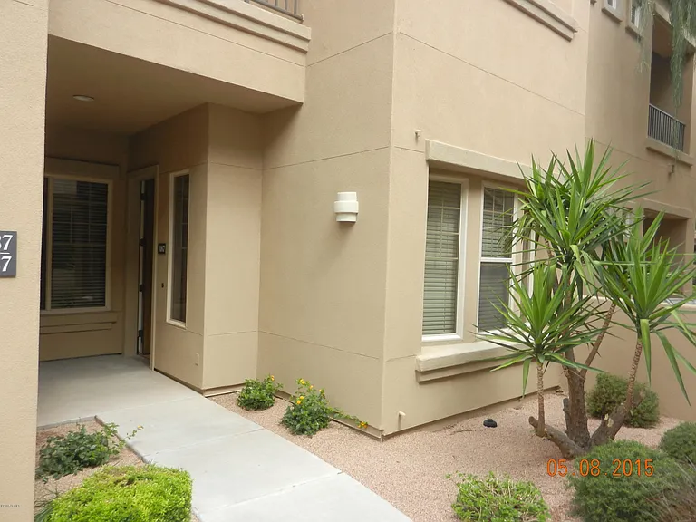 11000 N 77th Pl #1087 — Photo 3