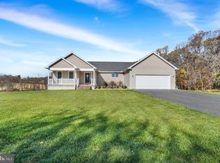 297 Mill St, Fawn Grove, PA 17321