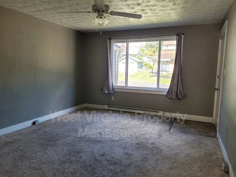 114 Barber Ln #A — Photo 4