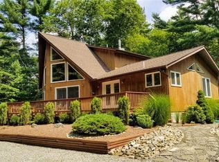 3 William Henry Rd, Scituate, RI 02857