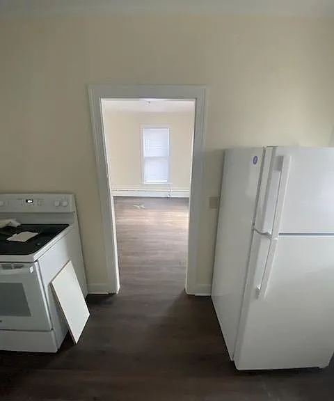 12 Clarke St #3 — Photo 6