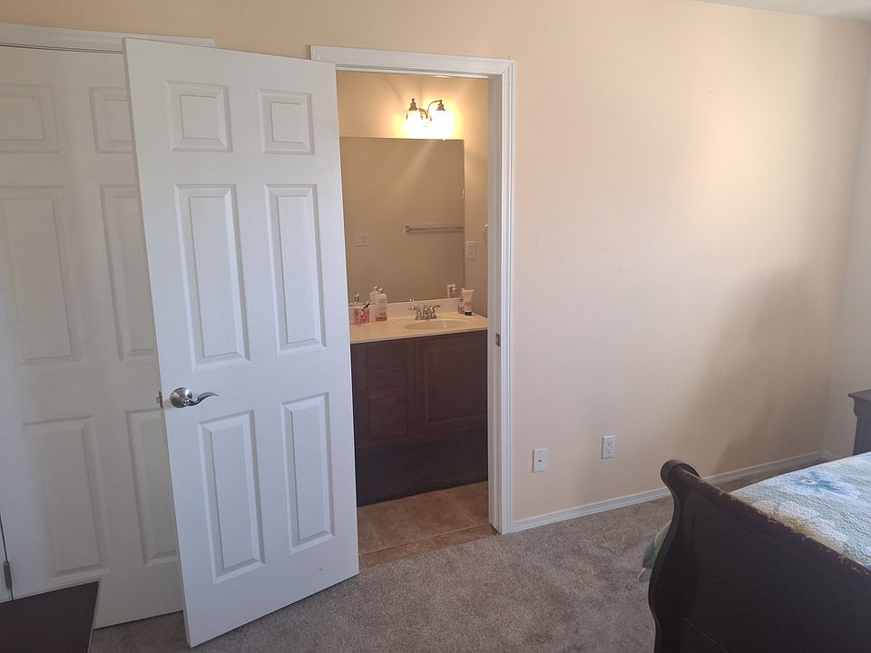 1st image of 2418 Corte Seville SE Room Rio