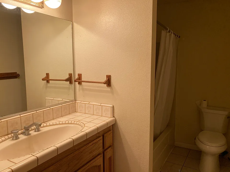 White Mountain Ranch Dr