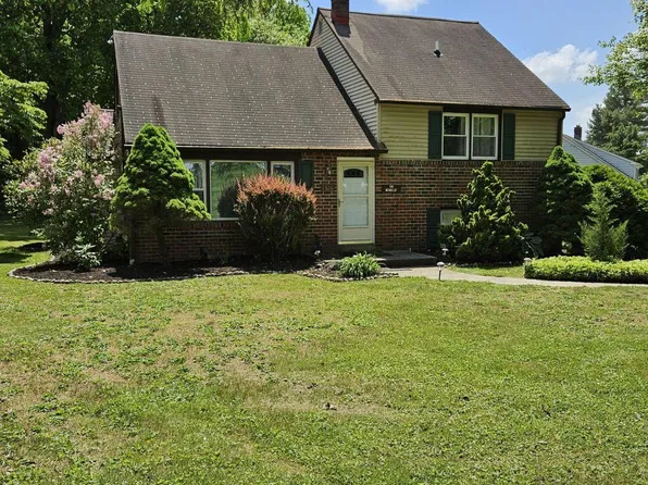 1326 Mary Jane Ln, West Chester, PA 19380