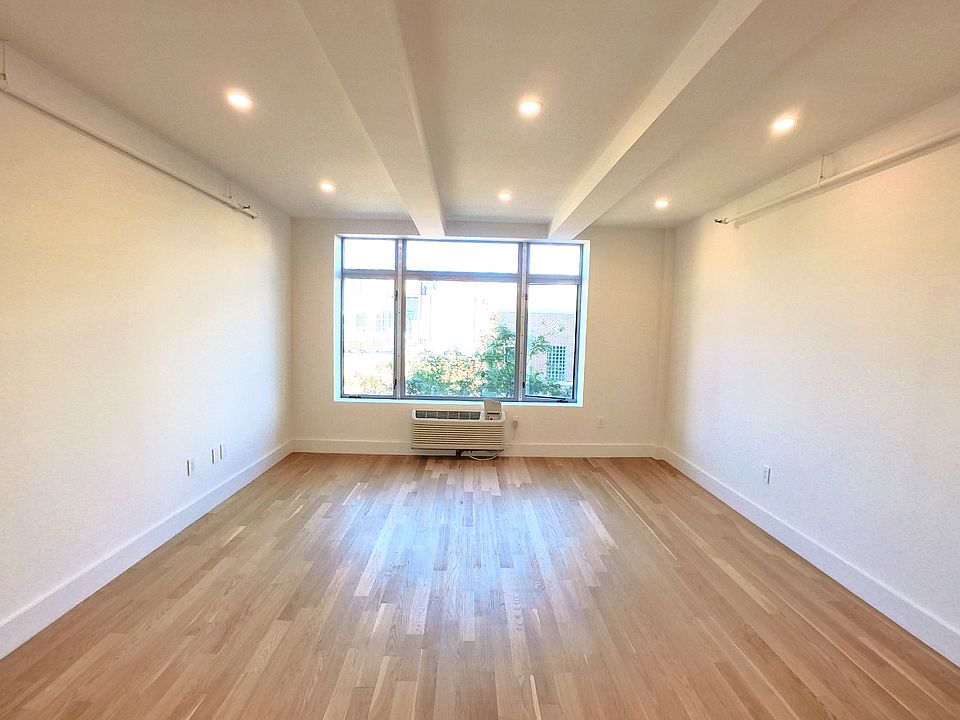 1st image of 96 Steuben St APT 4E