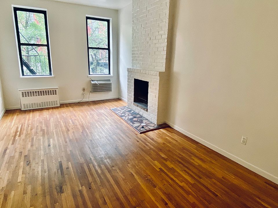 1st image of 444 W 46th St APT 1A