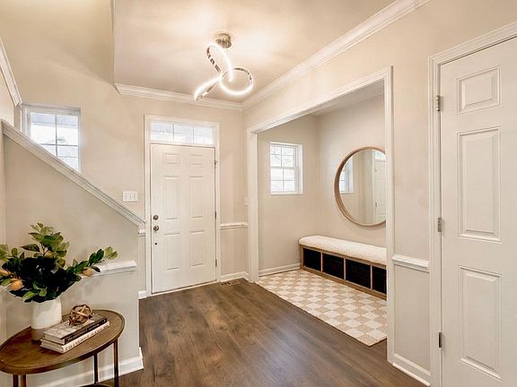 2nd image of 813 Mildenhall Ct