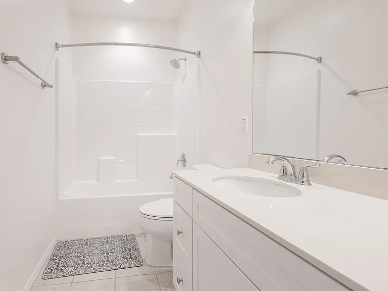 16220 Retreat Ct — Photo 9