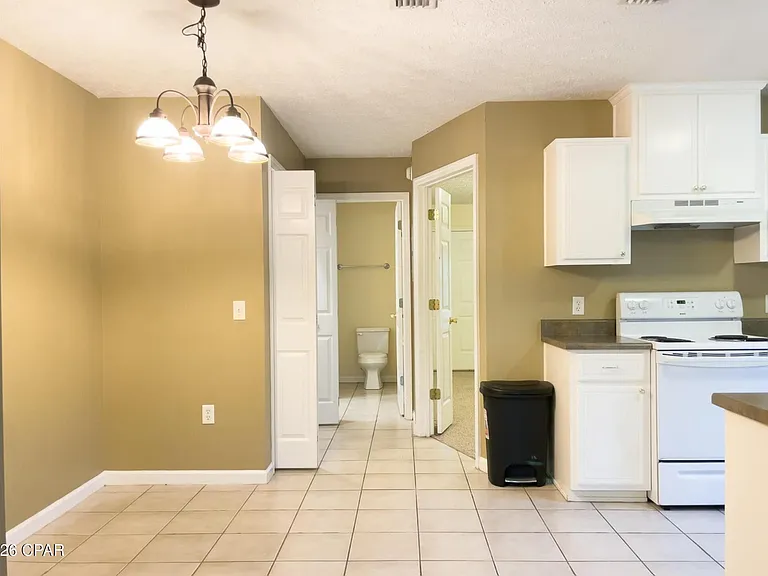 5204 Joshua Ln — Photo 6