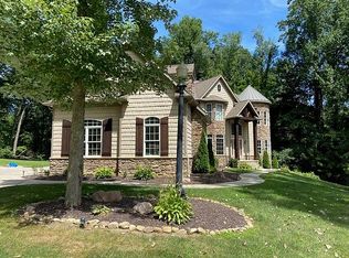 4365 Spruce Run, Akron, OH 44321