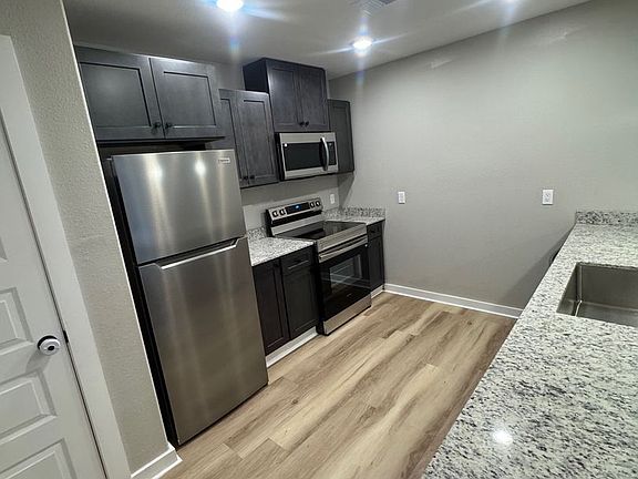 4th image of 3802 Hollis Dr #3802A