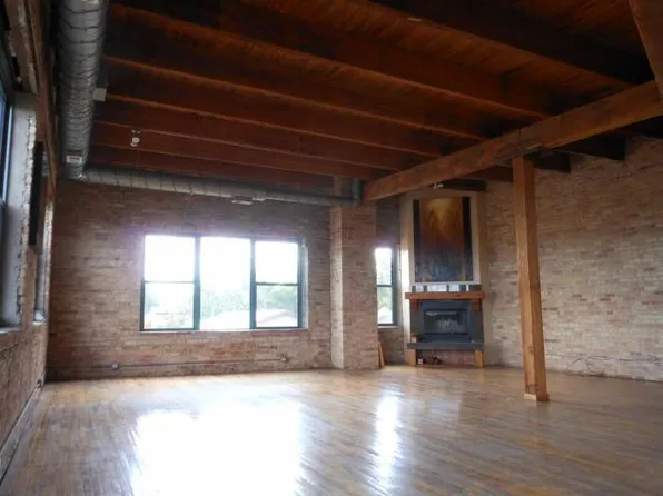 835 N Wood St #C102, Chicago, IL 60622