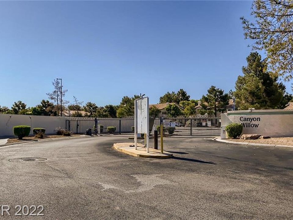 1st image of 3190 Tarpon Dr Unit 203
