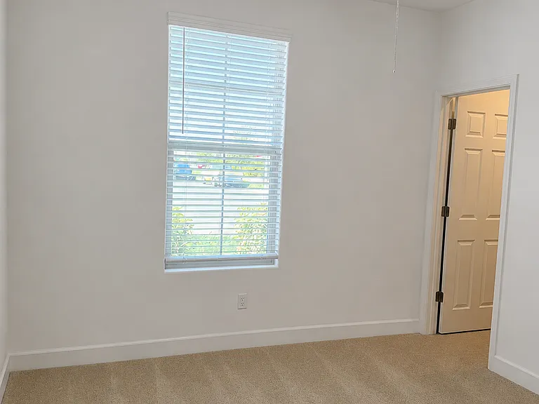 1908 E Monte Vista Ave — Photo 21