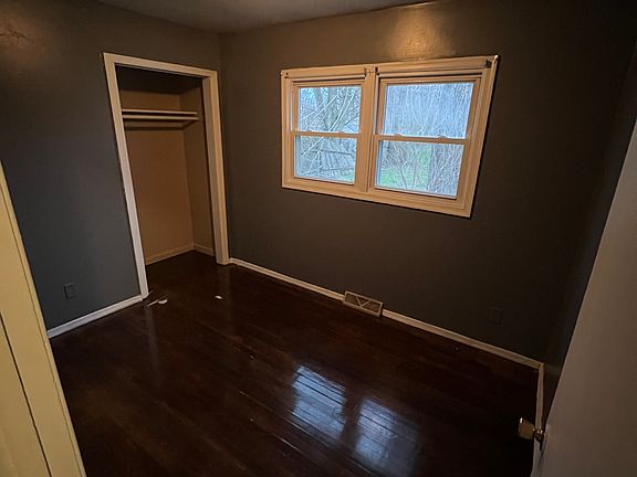 5th image of 1419 W 63rd Ave