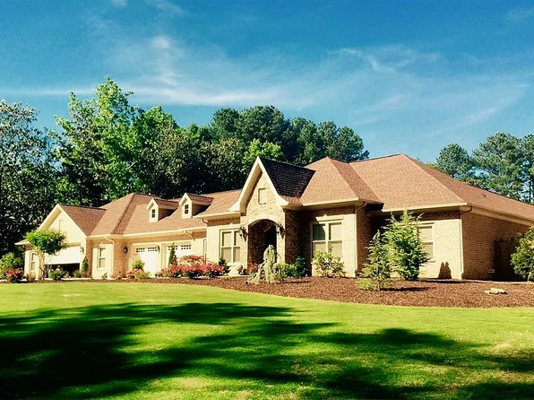 2121 Mountain Ln, Stone Mountain, GA 30087