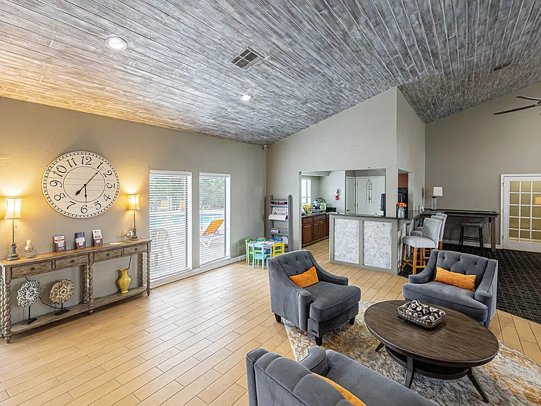 Rosehill Pointe — Photo 11