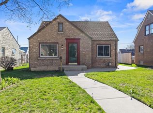 2450 S 60th St, West Allis, WI 53219