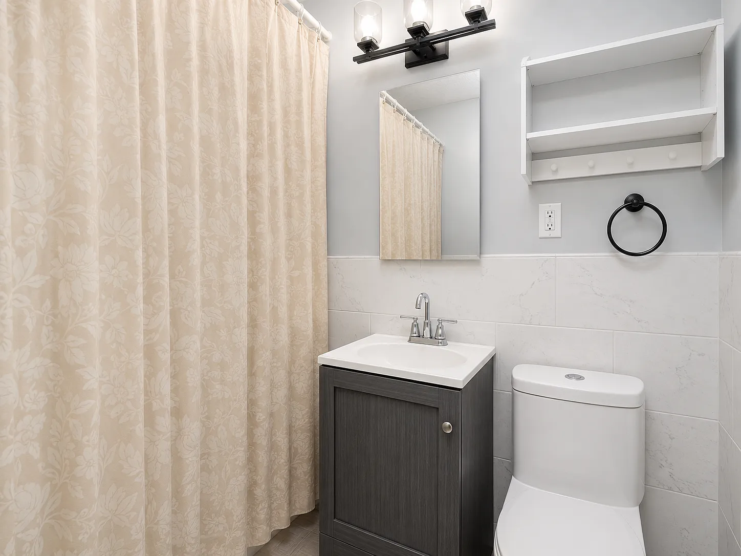 5 bed, $3,100 — Photo 4