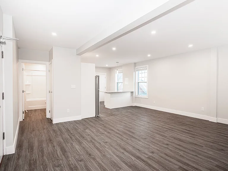 812 Wolseley Ave #6 — Photo 15