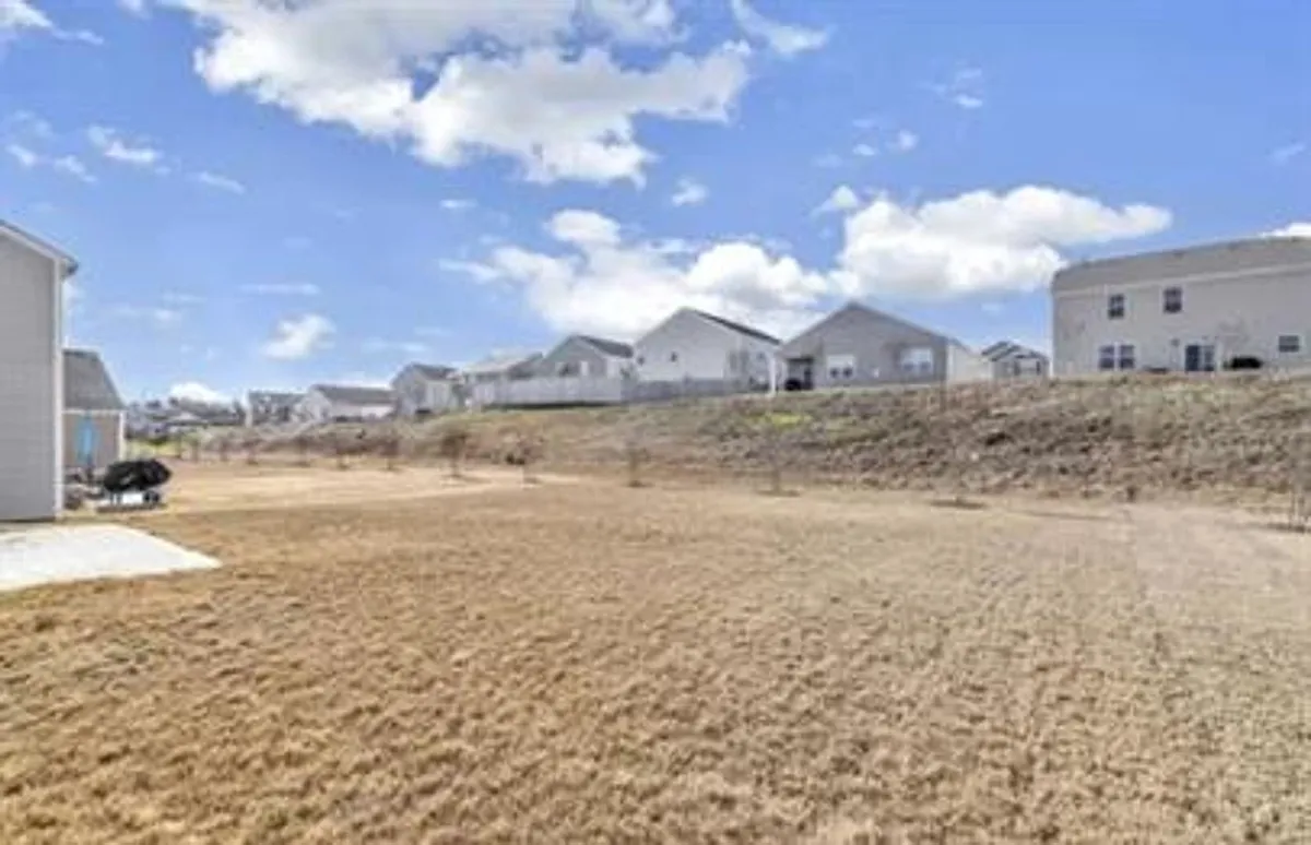 Building Photo - 113 Riverport Dr