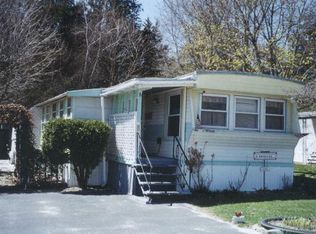 202 Dogwood Ln, Danbury, CT 06811
