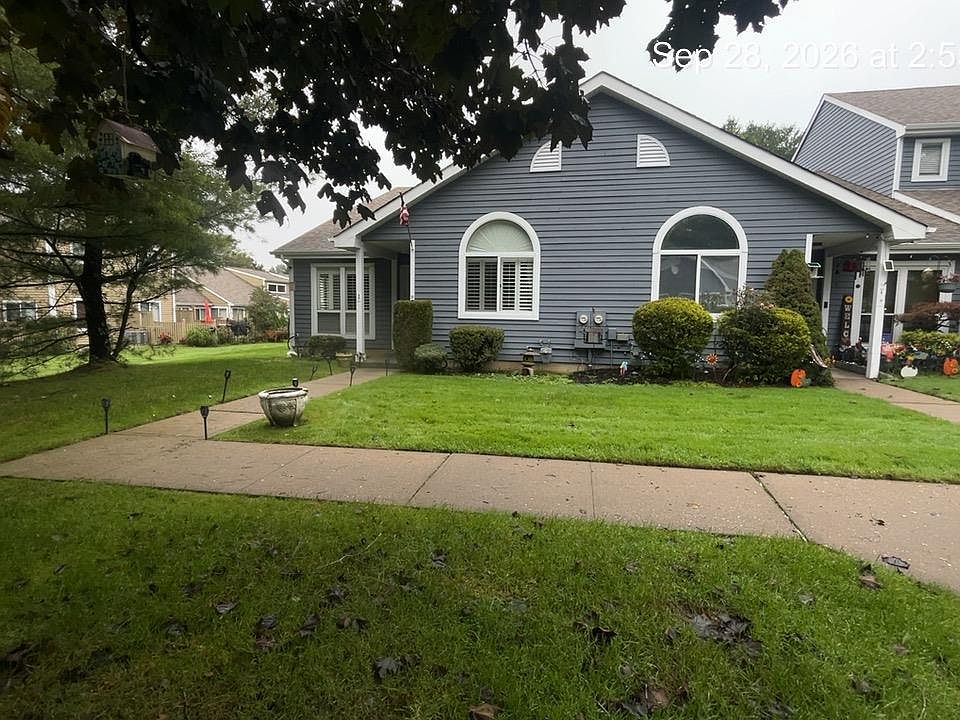 1st image of 11 Eric Drive