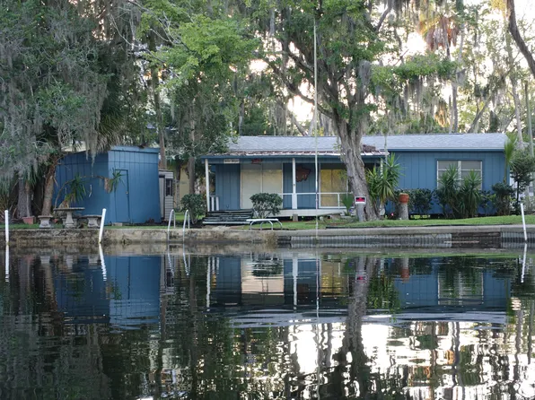 5284 Tuna Ln, Weeki Wachee, FL 34607