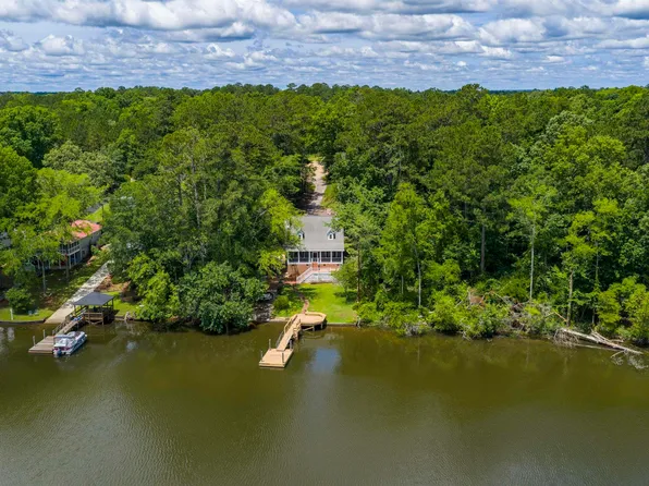 1898 Lakewood Dr, Prosperity, SC 29127