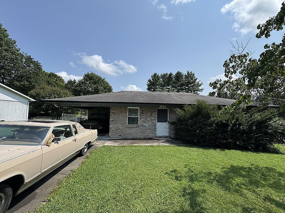1st image of 2593 Robin Cir