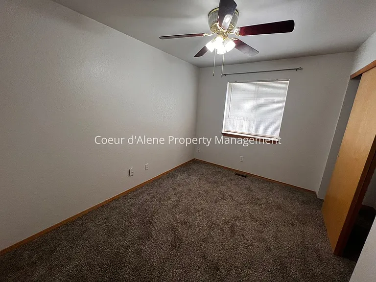 3214 N 10th St — Photo 11