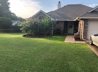 443 W Hobbs St, Boyd, TX 76023