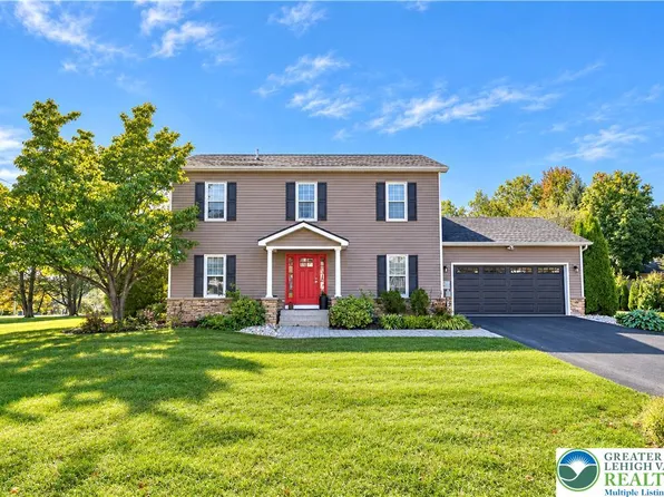 6425 Abbey Rd, Wind Gap, PA 18091