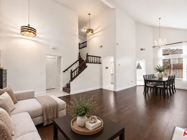 126 Bloom Dr, Claremont, CA 91711