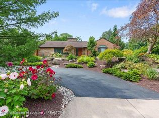 1607 E Hitching Post Rd, East Lansing, MI 48823