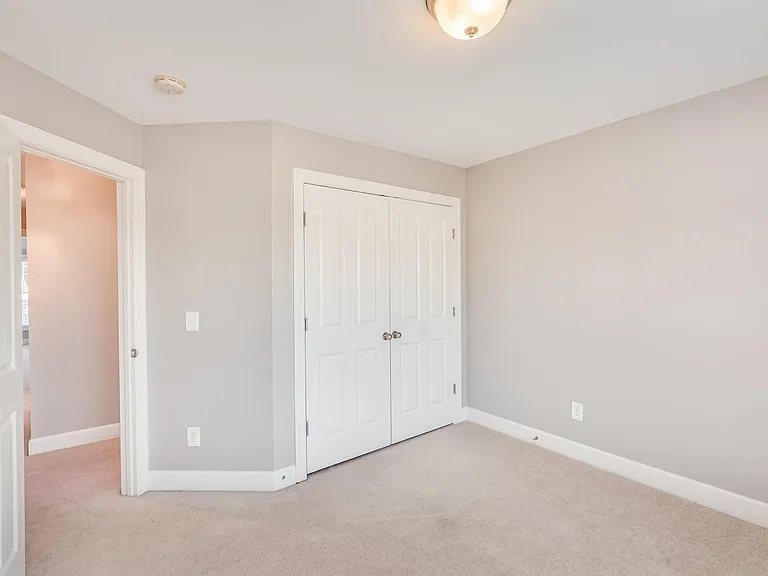 3200 Long Blvd #2 — Photo 23