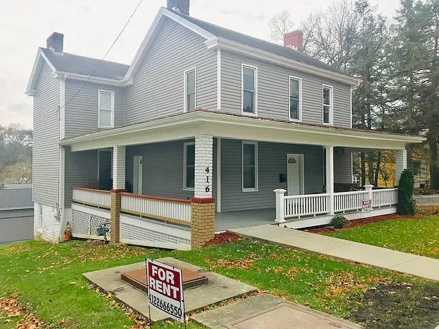 4 bed, 2600 sqft, $1,800 — Photo 2