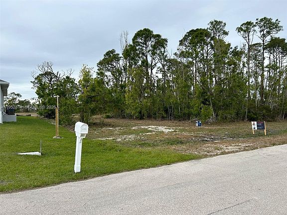 2nd image of 4732 NW 39th Pl