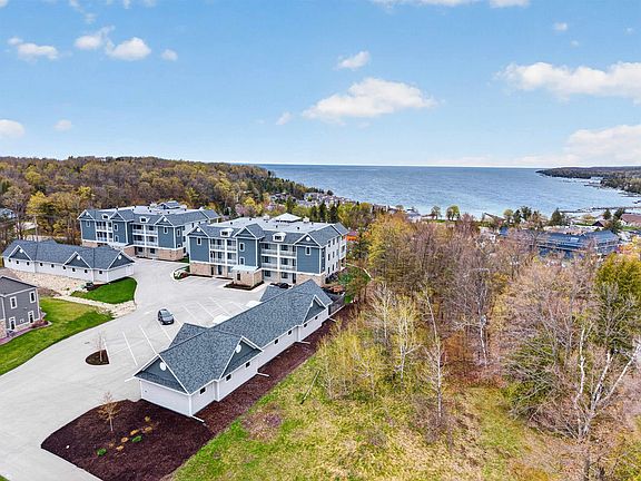 4th image of 10609 Shore View Pl