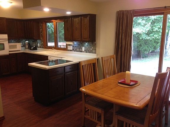2nd image of 441 Forest Park Dr