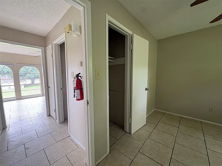 3021 Sycamore Ave #10 — Photo 6