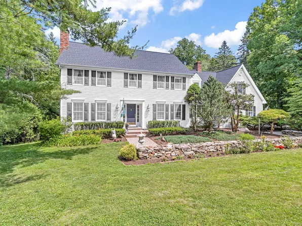 48 Wedgewood Drive, Danbury, CT 06811
