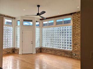 947 N Kedzie Ave APT 1, Chicago, IL 60622
