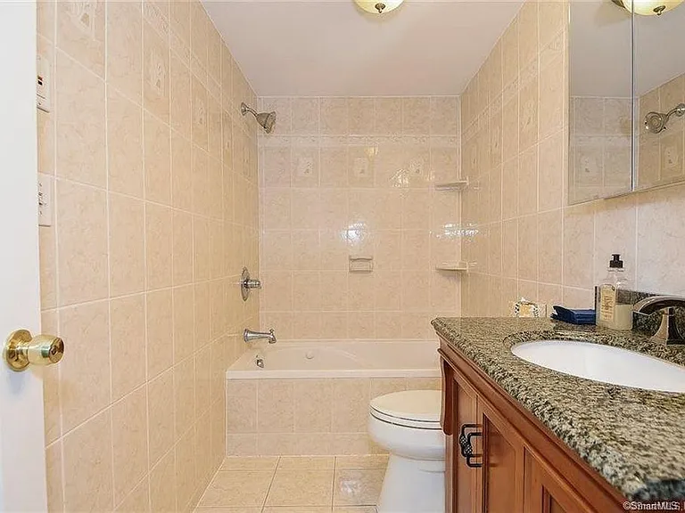 1122 Mill St — Photo 10
